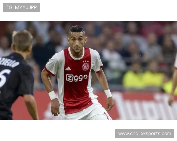 塞维利亚寻觅传中利剑：引进稳定边路传中的战略布局